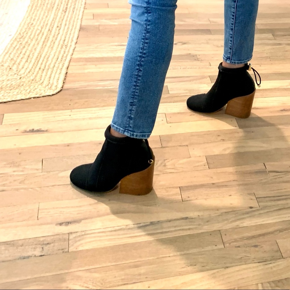 Designer Chloe Block Heel Bootie Size 7 - image 2